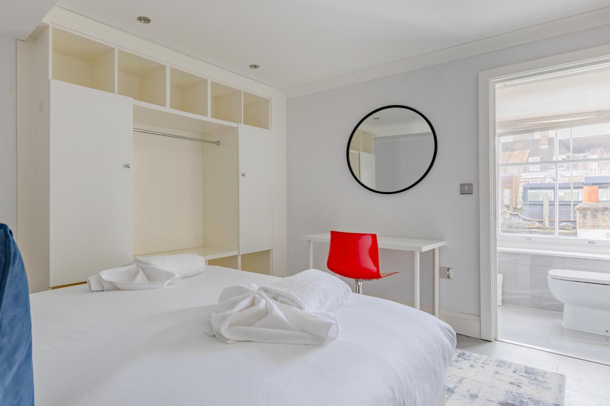 Appartamento Stylish 2bd Flat In The Heart Of Kensington Londra
